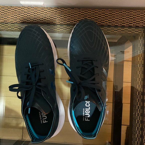 New Balance
FuelCell Tekela Shoes - Men's - Picture 4 of 4